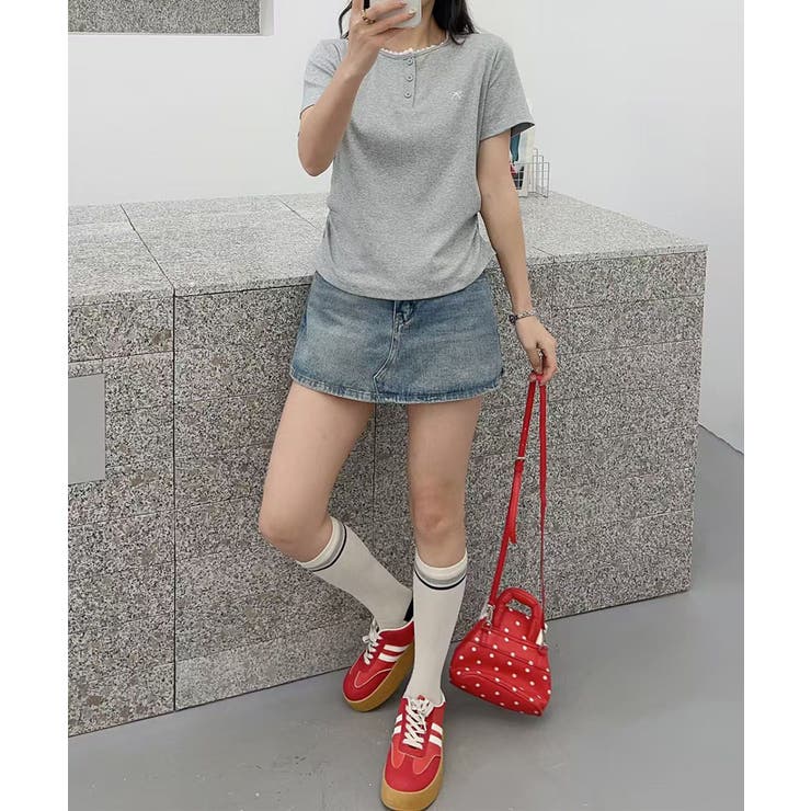 ami ベージュ Tシャツ 赤いリボン刺繍　アミパリ GiAieqGplX2QXliNYskYZdhyQ8pENL