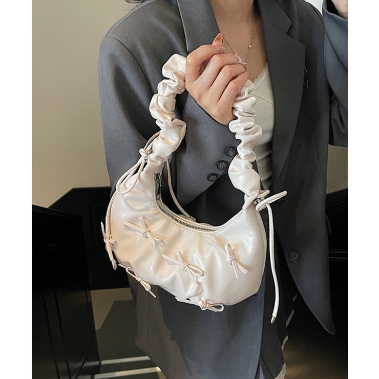 オフホワイト | リボンデコシャーリングハンドルミニバッグ | aimoha 