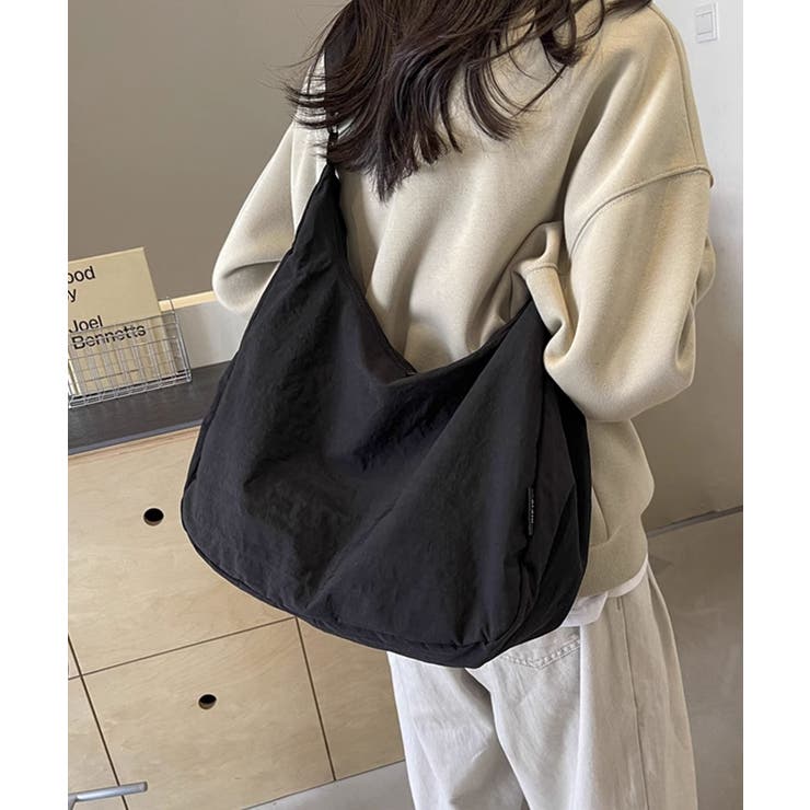 ハーフムーンワンショルダーバッグ[品番：XT000014403]｜aimoha （アイモハ）｜レディース｜Shoplist