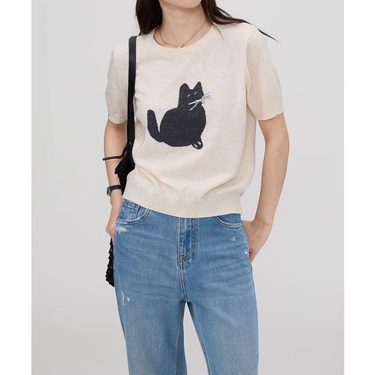 ベージュ | 黒猫モチーフ刺繍ニットTシャツ | aimoha 