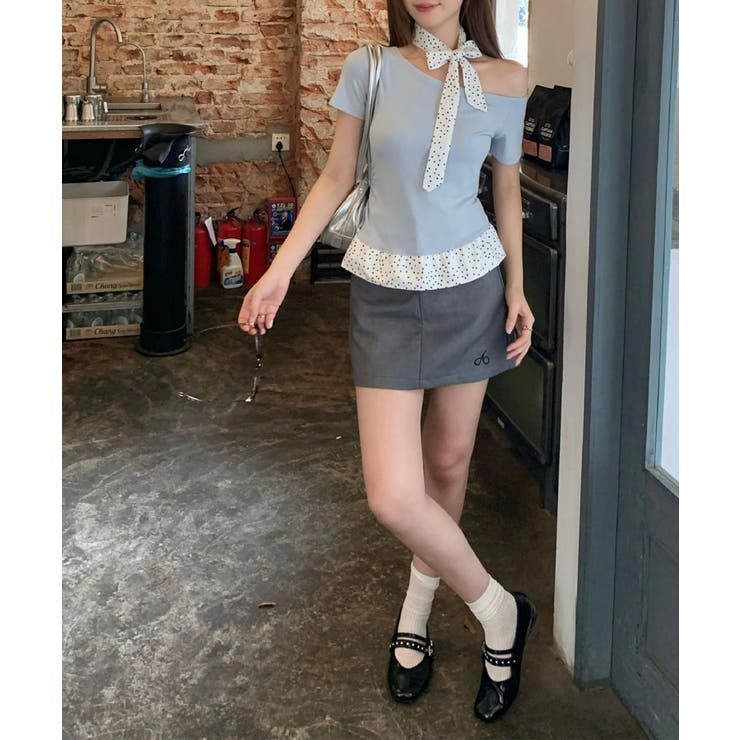 ワンショルダードット柄フリルトップス Jasmine Grandiflorum | aimoha  | 詳細画像6 