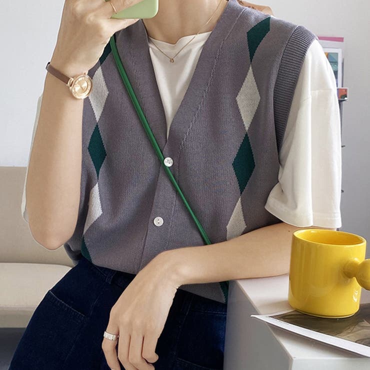 イギリス風前あきベスト ニットベスト 韓国ファッション 品番 Xt Aimoha アイモハ のレディースファッション 通販 Shoplist ショップリスト