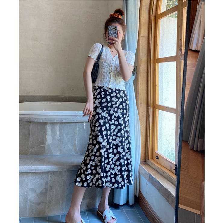 ロングワンピース　マーメイドスカート　半袖　花柄　新品未使用　韓国　夏服