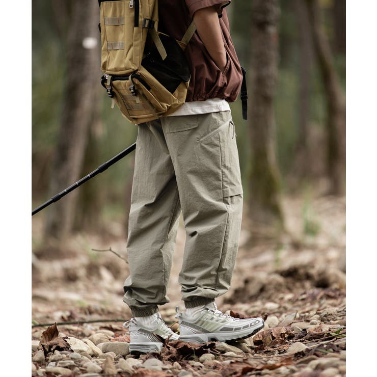 アウトドアにもおすすめ！撥水ビッグシルエット裾絞りカーゴ