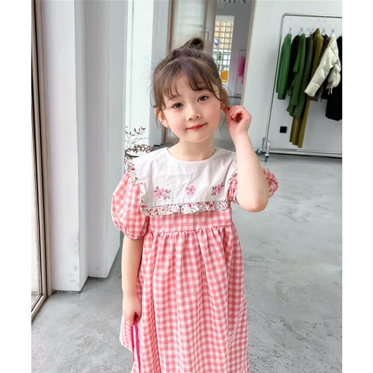【楽ギフ_のし宛書】 aimoha KIDS 刺繍入りギンガムチェックロングワンピース[品番 ワンピース