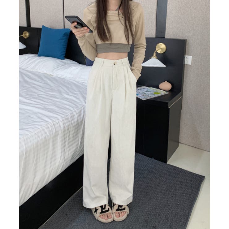 ホワイト