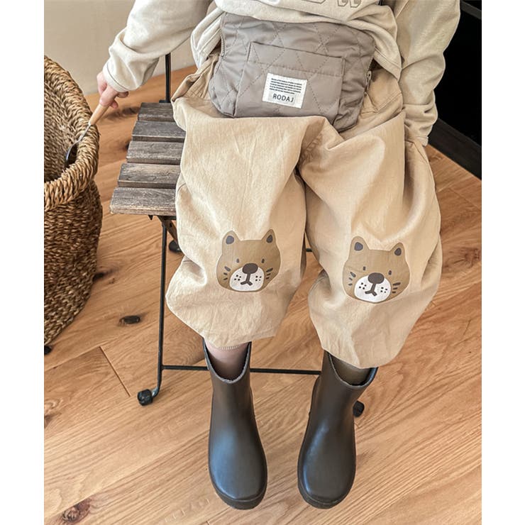 ダークベージュ | 【aimoha-KIDS-】韓国子供服 可愛い猫ワッペンプリント裾絞りパンツ  | aimoha kids