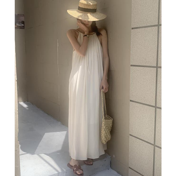 ベージュ | プリーツキャミソールワンピース ロングワンピース 韓国ファッション | aimoha 