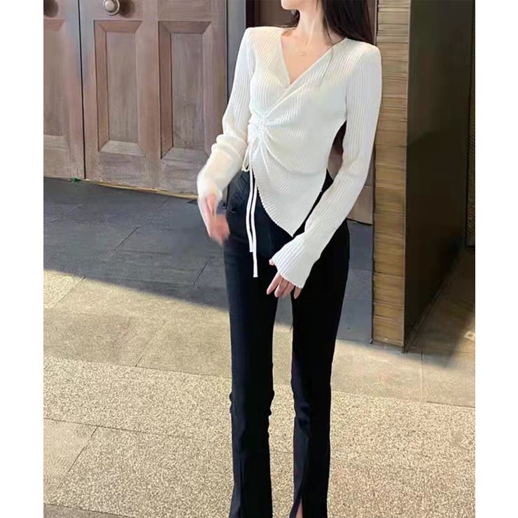 ホワイト | ニット Vネックウエストギャザーリボンニットトップス 韓国ファッション | aimoha 