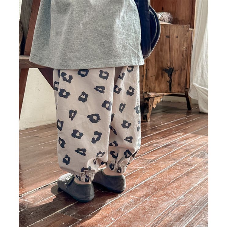 【aimoha-KIDS-】韓国子供服 可愛い花総柄裾絞りパンツ | aimoha kids | 詳細画像4 