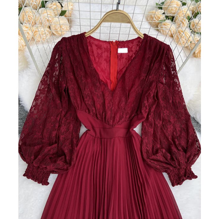 Jasmine GrandiflorumVネックレースプリーツフレアワンピース