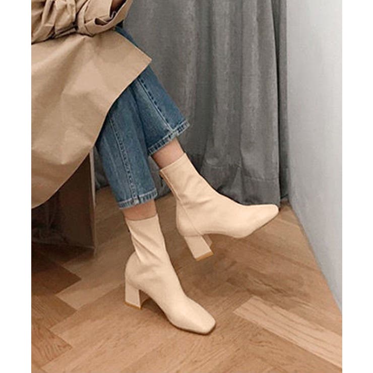 ライトベージュ | スクエアトゥ ショートブーツ | aimoha 