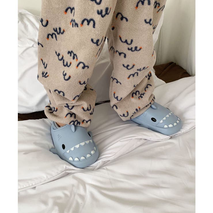 【aimoha-KIDS-】キッズ サメモチーフ裏ボアサンダル | aimoha kids | 詳細画像4 