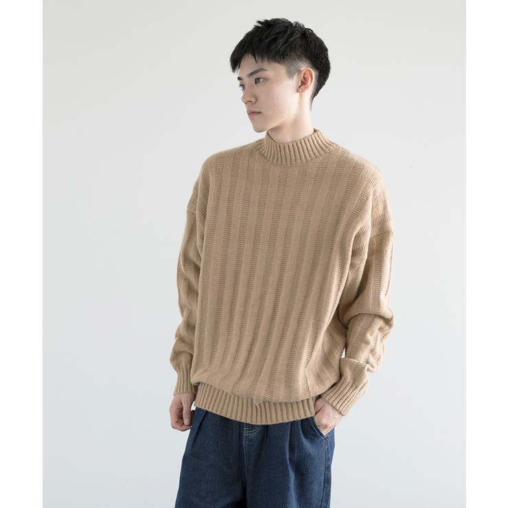ベージュ