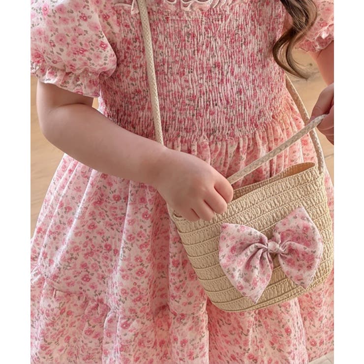 【aimoha-KIDS-】小花柄シャーリングワンピース（バッグ付き） | aimoha kids | 詳細画像9 