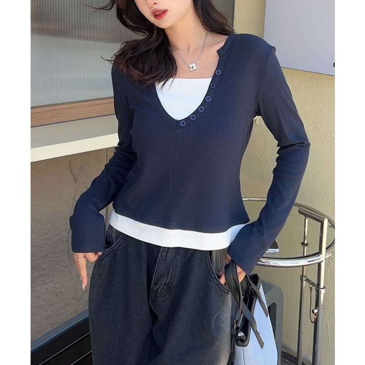 ネイビー | ボタン付きVネックレイヤードリブトップス | aimoha 