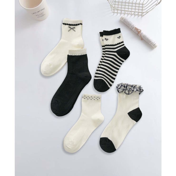 ブラック | 5足セット【MOSOX】ガーリー刺繍デザインコットン混ソックス  | aimoha 