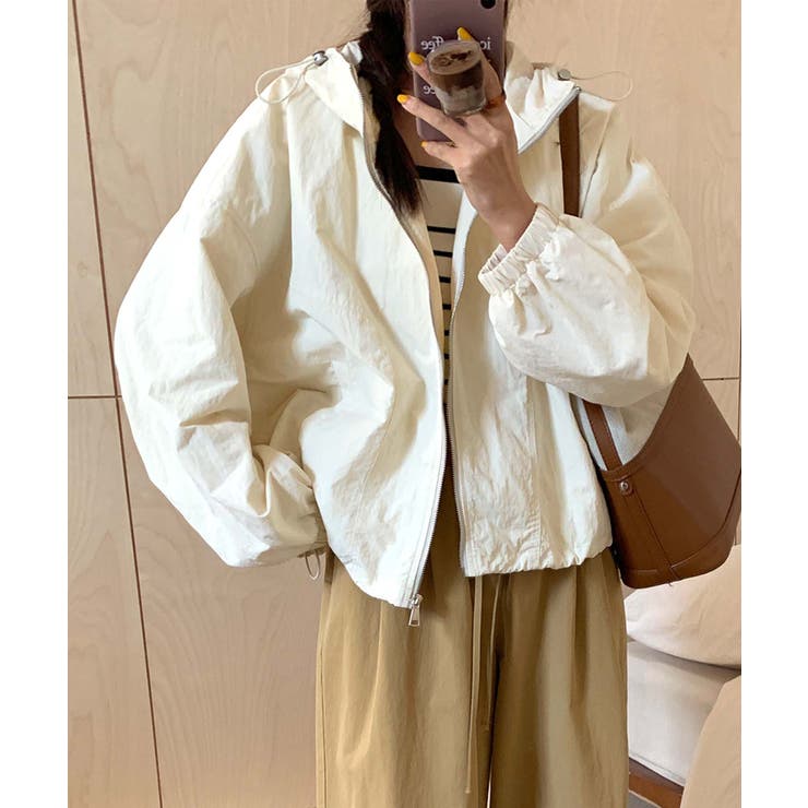 ライトベージュ | ナイロンフーディーショートジャケット | aimoha