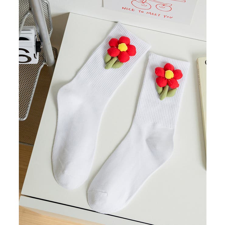 今ならほぼ即納！ mosox】韓国風立体花モチーフ付きソックス[品番：XT000012098 レッグウェア