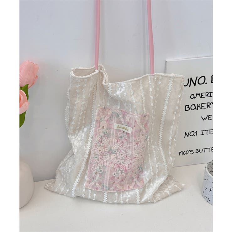 レースモラ刺繍のトートバッグ