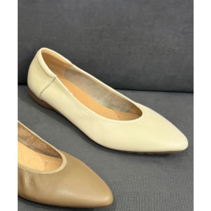 オフホワイト | 【Decade classic】シンプルポインテッドトゥレザーフラットシューズ | aimoha 