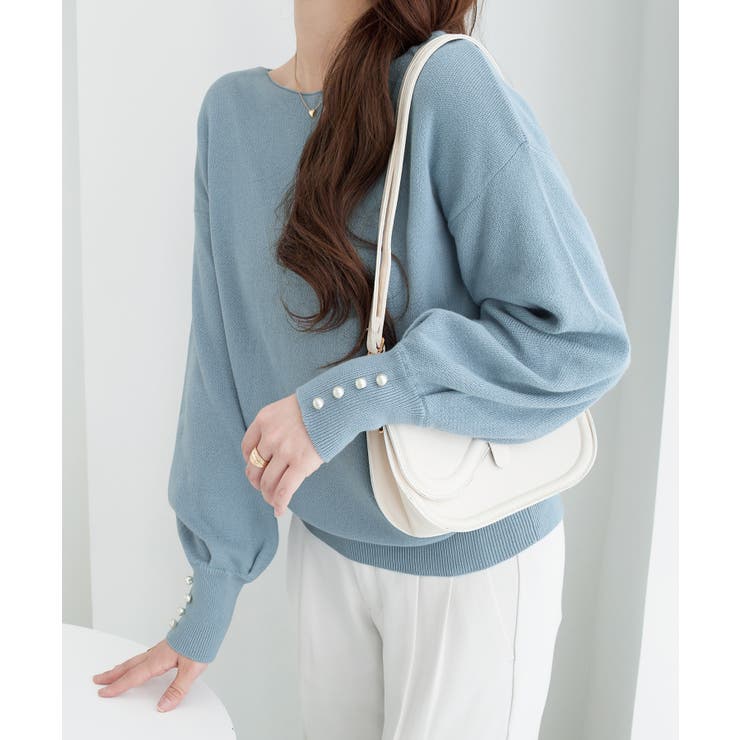 ボートネック×袖パールの上品トップス パール調ボタン付ミラノリブニット | alotta | 詳細画像28 