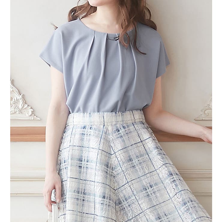 ライトブルー | メタルパーツ付タックブラウス | alotta