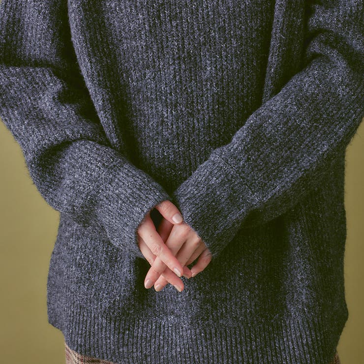 ふわもっちりちくちくしない深Ｖネックニット | Viola e Viola | 詳細画像2 