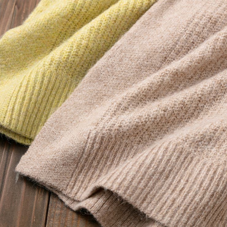 ふわもっちりちくちくしない深Ｖネックニット | Viola e Viola | 詳細画像4 