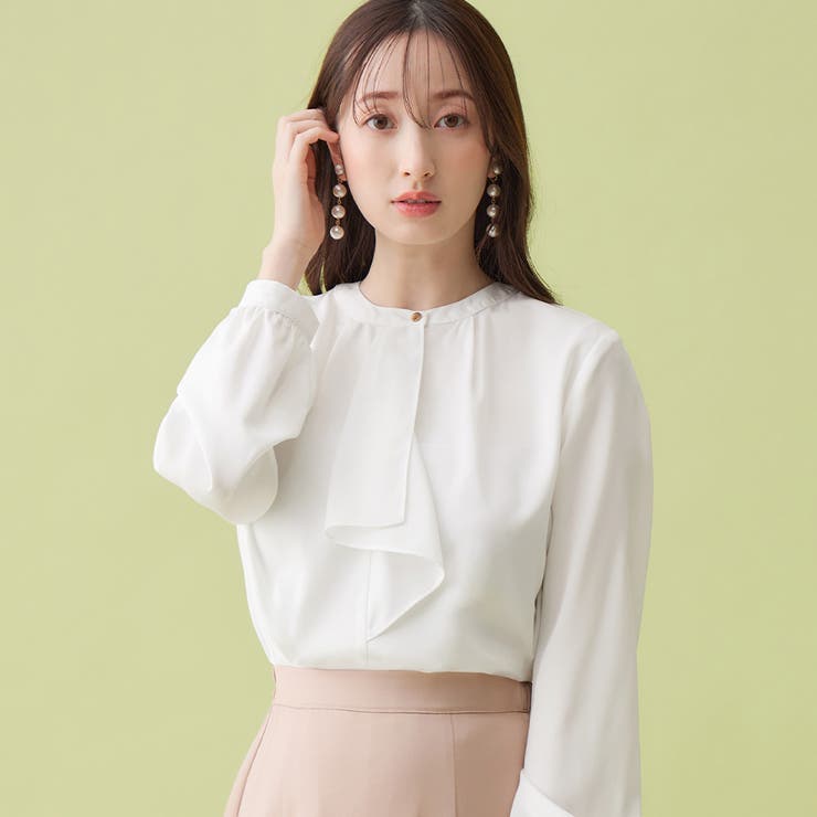 オフホワイト | 金ボタン付ボウタイブラウス        | alotta