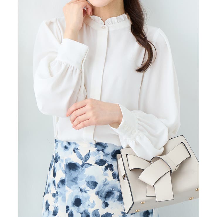 オフホワイト | 前後２ＷＡＹフリル衿ブラウス       | alotta