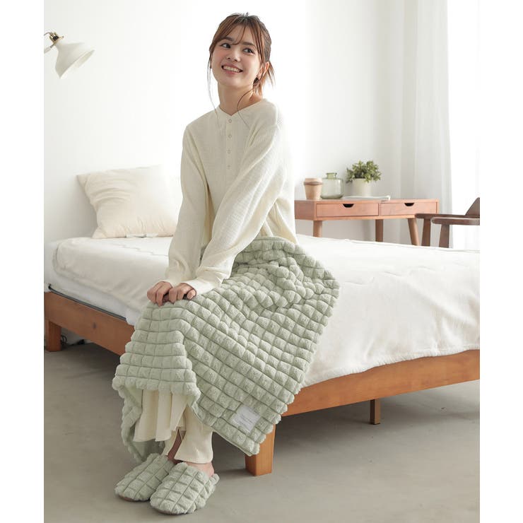 ポコポコファー3WAYひざ掛け[品番：ALTB0002292]｜ALTROSE（アルト