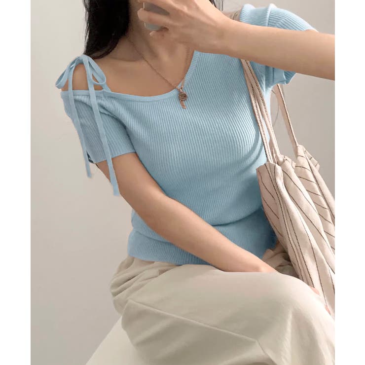 ブルー