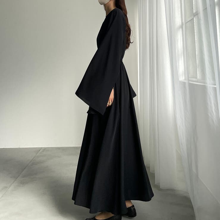 Louere スリットスリーブフレアワンピース[品番：AMTW0005420]｜Louere