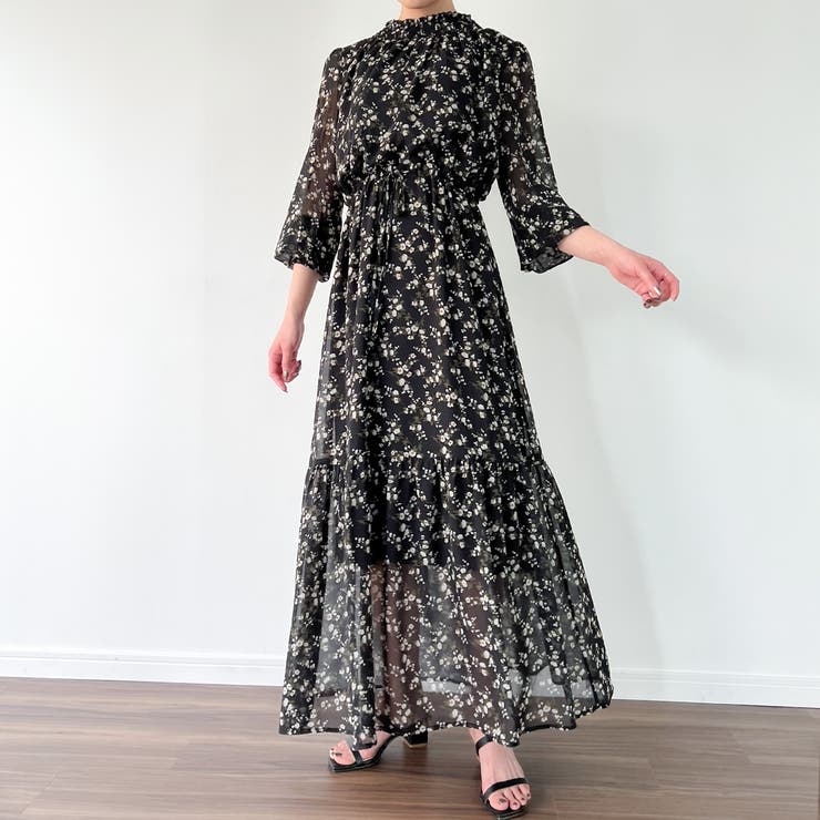 花柄ウエストリボンロングワンピース[品番：AMTW0003692