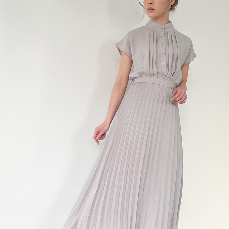 TONAL フレアスリーブ プリーツワンピース 新品 TONALフレアスリーブプリーツワンピース 38 弘中綾香アナ