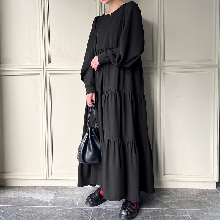 バックリボンティアードマキシワンピース[品番：AMTW0004243]｜JUNOAH