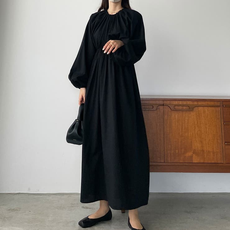 Louere ネックギャザーロングワンピース[品番：AMTW0005635]｜Louere