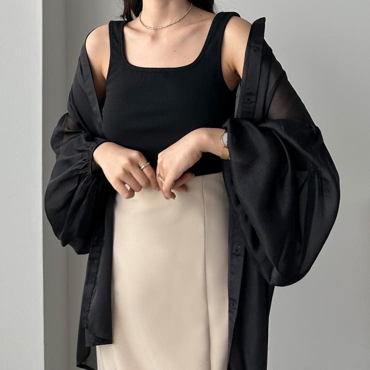 Louere 【取り外し可能パット付き】スクエアネックタンクトップ