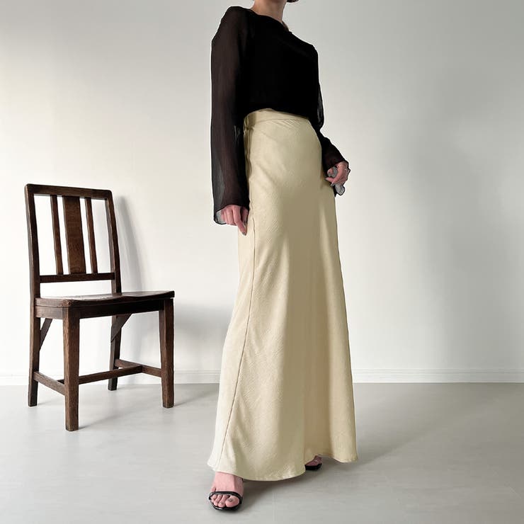 LAUNGE DRESS サテンマーメイドスカート　アイボリー サテンライクロングマーメイドスカート[品番：AMTW0005850