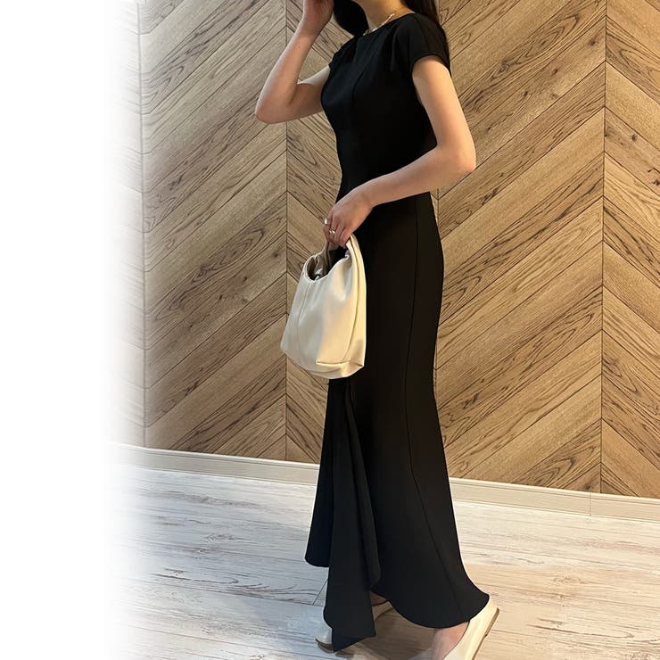 yilon マーメイドワンピース とてもシルエットが美しく、商品名の通りスタイルアップが出来る