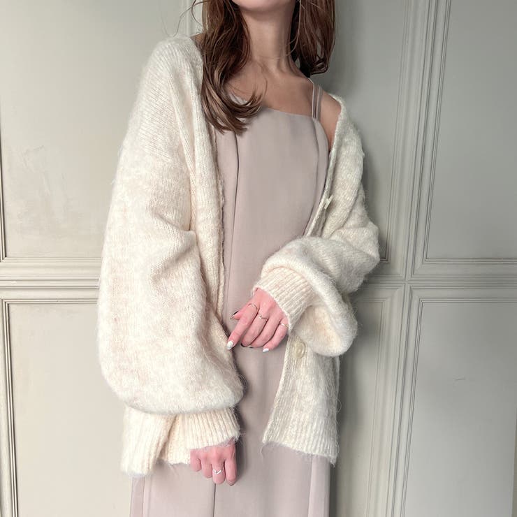 未使用 タグ紐付き Rady カシミヤ混 ビジュー カーディガン ベージュ 未使用 タグ紐付き Rady カシミヤ混 ビジュー カーディガン