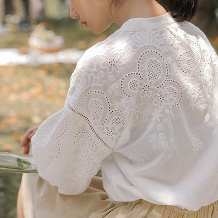 刺繍ノーカラーレースブラウス 韓国ファッション[品番