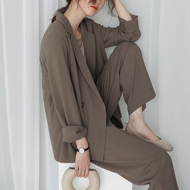 2つボタンダブルジャケットセットアップ 韓国ファッション オフィスカジュアル
