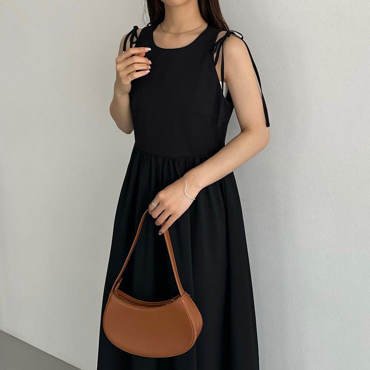 ブラック | callautia ショルダーリボンノースリーブフレアワンピース | JUNOAH