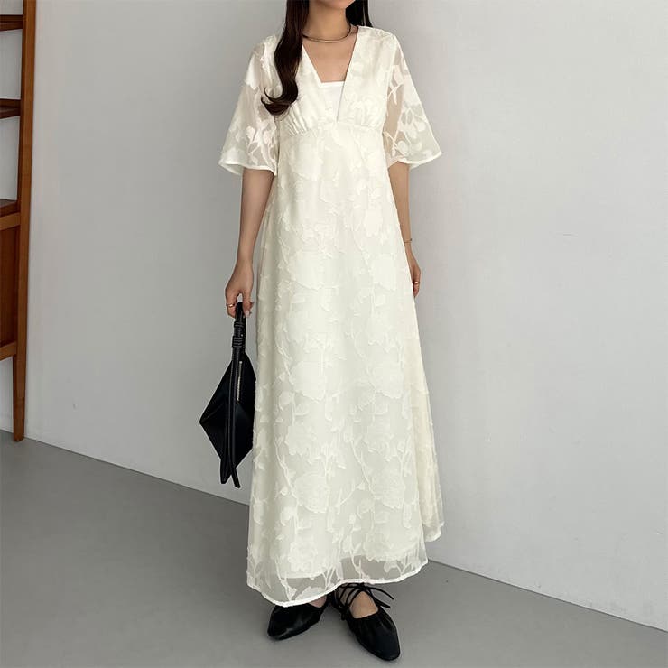 callautia シアーフラワージャガードVネックワンピース[品番