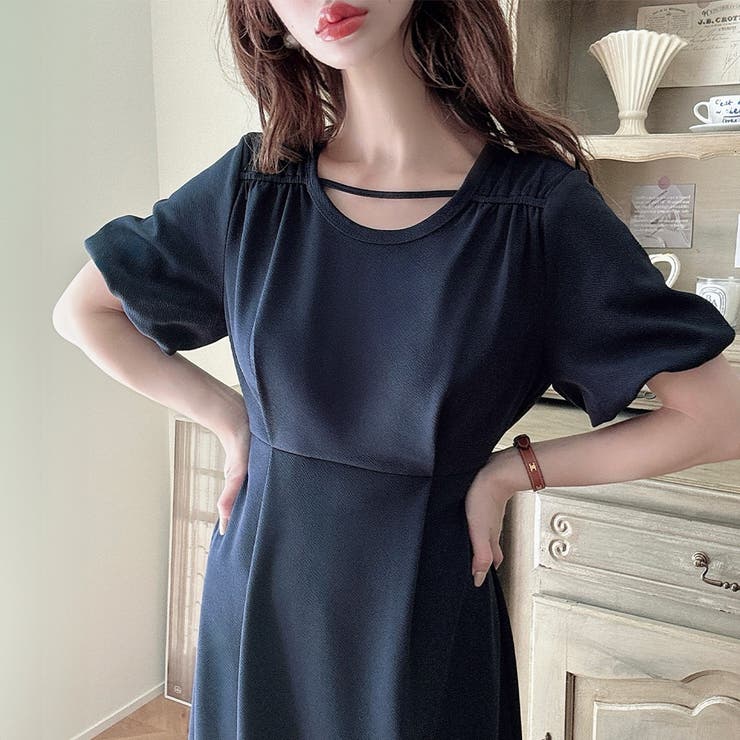 Meiru ウエストタックデザインワンピース[品番：AMTW0010484