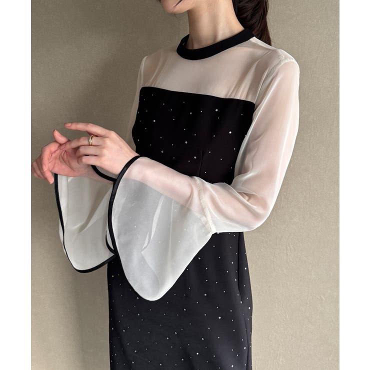 ベルスリーブキラキラタイトドレス[品番：AMTW0012664]｜JUNOAH