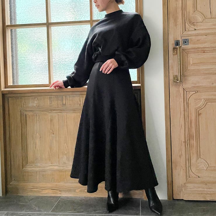 ショート丈トレーナー&マーメイドスカート スウェット