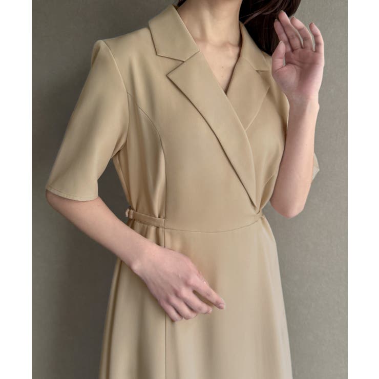 ライトベージュ | サイドベルト半袖テーラードフレアワンピース | JUNOAH